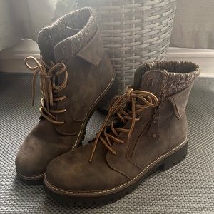 Cliffs Size 8.5 Taupe Boots